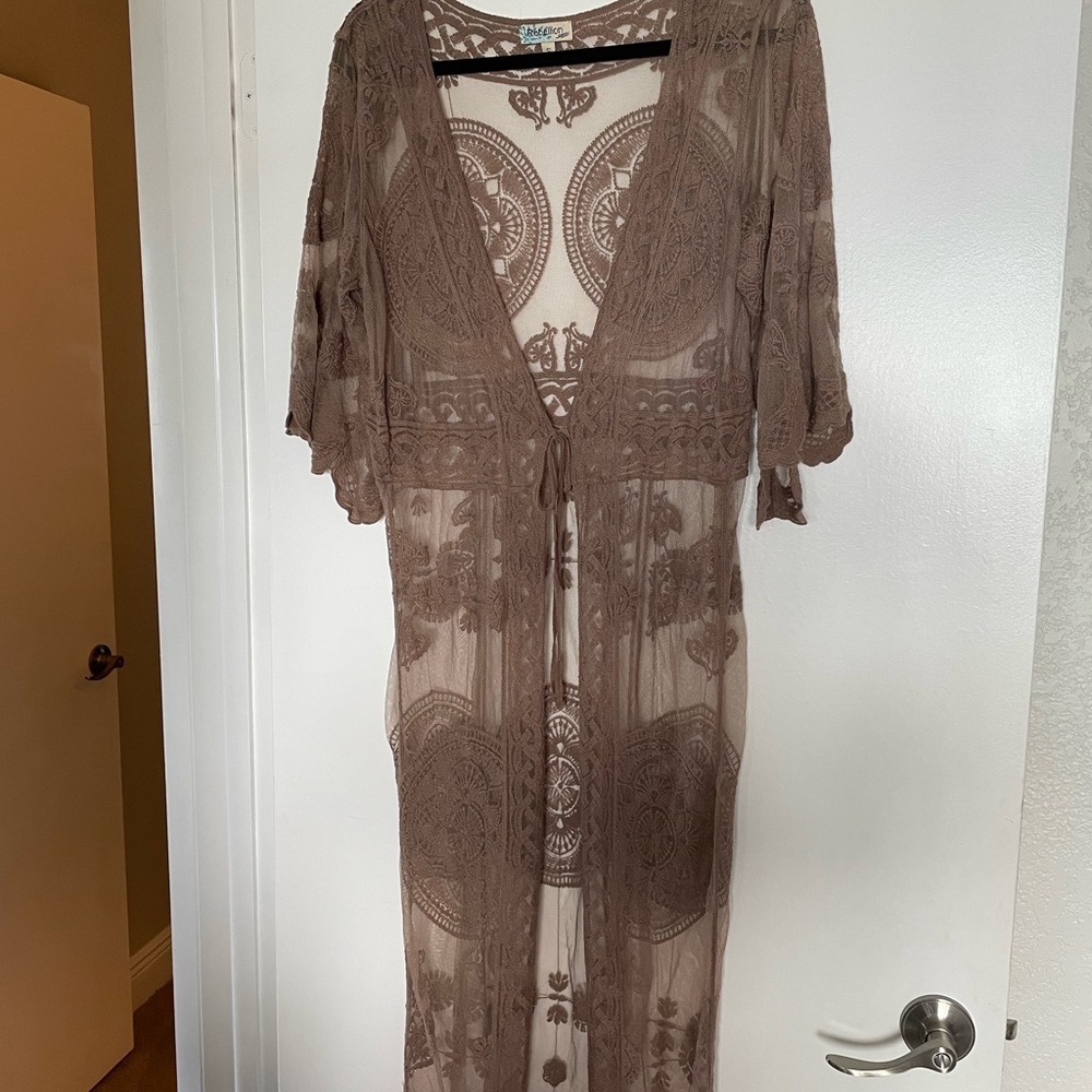 Great summer cover-up….. tan lace